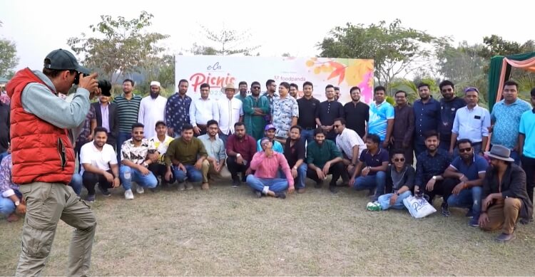 How to Find the Right Photographer for Corporate Photography in Bangladesh