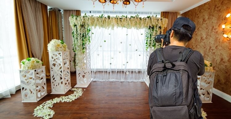 Who are Wedding Photographers